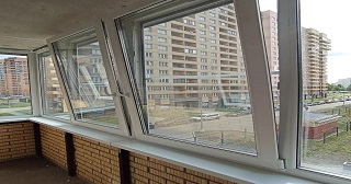 Остекление балкона Белово цена от 9712 руб. м/п. за 50 часов